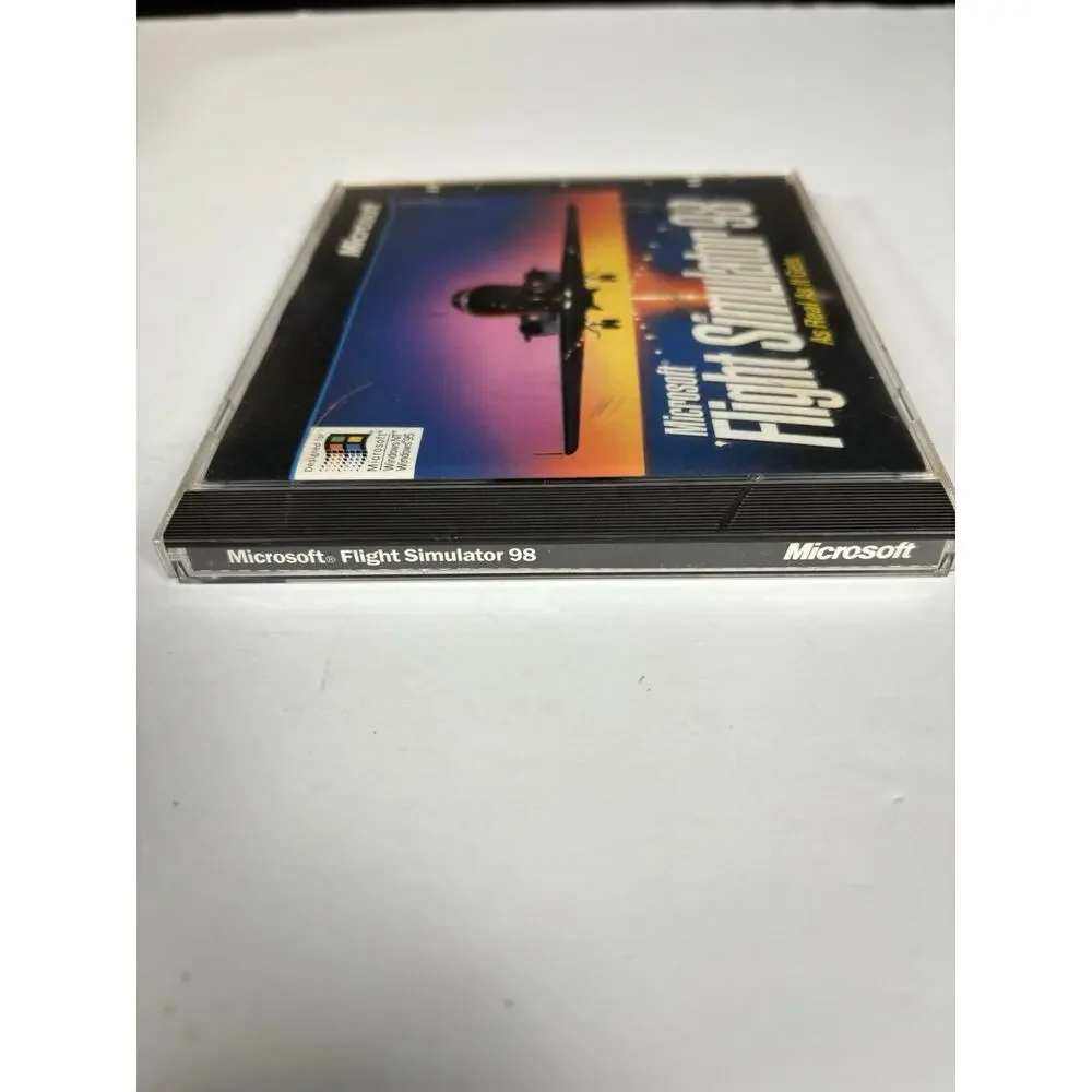 Microsoft Flight Simulator 98 Cd Rom 1997 Very Good Condition Case Cover Vintage